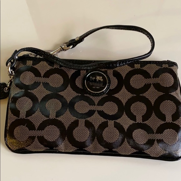 Coach wristlet - Picture 2 of 4